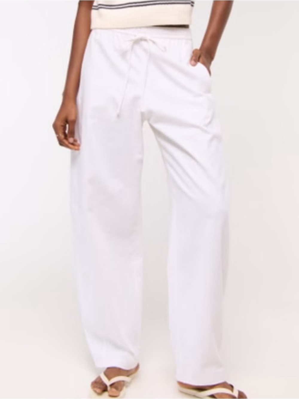 Abercrombie & Fitch White Barrel-Leg Linen Pants